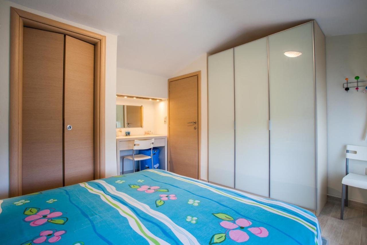 #Flh - Amalthia & Αthena Beachfront Houses In Pefkohori Eksteriør billede